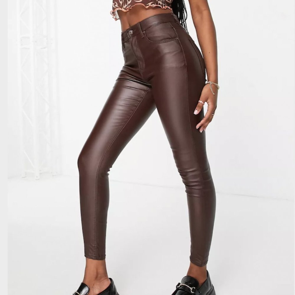 ASOS - Stradivarius Coated High Waist Skinny Jean in Brown, size 36